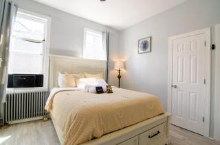 Dream a Little Dream 10 Mins To Your NYC Adventure - Union City - 6