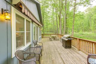 Wooded Country Home with Spacious Deck in Farwell! - - 0