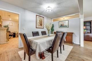 BBQ Ready Hawthorne Home with Screened-In Patio - 4