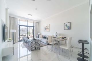 Frank Porter - Welcome Residency - 6