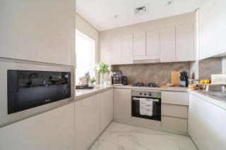 Frank Porter - Welcome Residency - 4