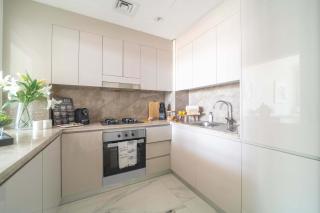 Frank Porter - Welcome Residency - 3