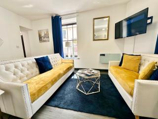 Luxury apartment, Mountain View in a Heritage Town - Blaenavon - 0