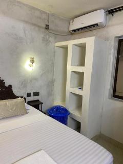 Fatnaish Sea Front Apartment - 6