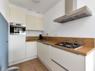 Modern apartment with patio - Julianadorp - 8
