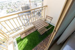 Serene studio apartment with Burj Khalifa view in Jumairah Village Circle JVC - 4