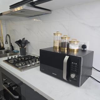 2 Bedroom Luxury Lush Living with city view, fully furnished with cozy sits, WiFi, and gym - Nairobi - 4