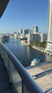 Family Oriented Apartments with unbelievable views - 0