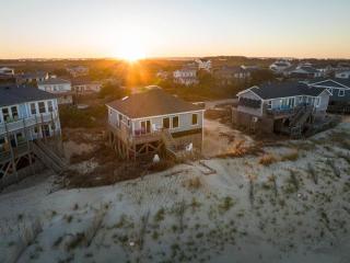 Oceanfront with Panoramic Views Newly Renovated - Nags Head - 7