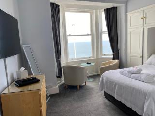 Marine View Guest House - Scarborough - 9