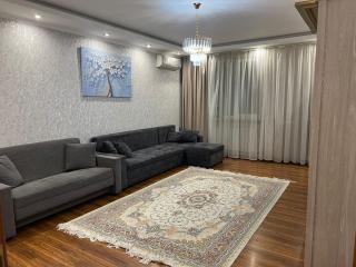 Трёх комнатная Мега Горы - Almaty - 0