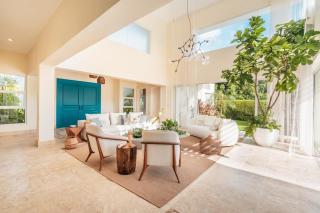 Wonderful 4br villa with maid at Punta Cana Resorts - Punta Cana - 1