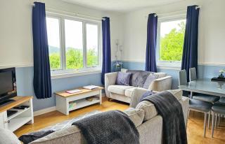 Ewen's House - Stenscholl - 7