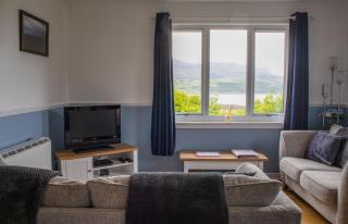 Ewen's House - Stenscholl - 5