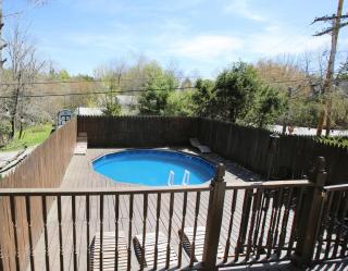 Cozy Cottage House - Pool & Hot Tub - 2