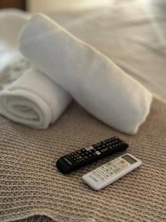 High Rise Lavish Room with Jacuzzi & Amazing View in zirkapur - Zirakpur - 3