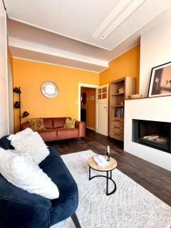 Beachfront & Sea View Sleeps 6 - 6