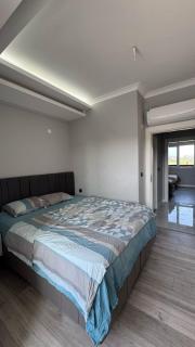 Gala Residence - Side - 1