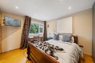 Cosy 3 BEDROOM Home with Garden, Ealing - Greenford - 5