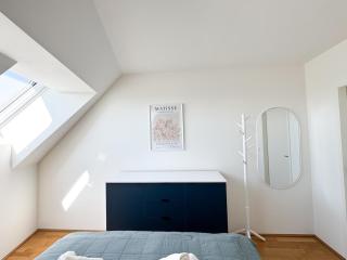 Modern & Spacious 2BR Apartment with Balcony - Wien - 9
