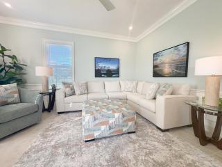 Windsor Lodge Unit 20, studio, 1BR 1BA close to the beaches, pool access - Osprey - 3