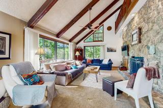 Yopp's Treehouse - 9