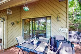 Yopp's Treehouse - Lake Lure - 6
