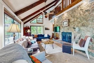 Yopp's Treehouse - 4