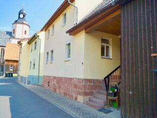 Charming holiday home with natural garden in Kaltennordheim-Thuringia - Unterweid - 8