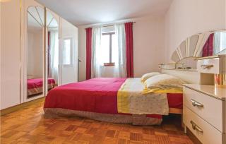 Awesome Home In Pula With Wifi - 3