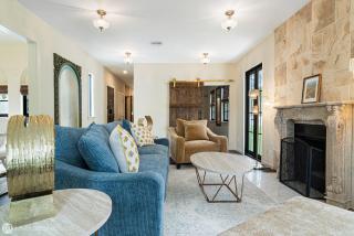 Historic Pool Haven Downtown & Beach Nearby - 6