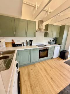 Four Counties Cottage in Collyweston, Perfect for Getaways with Free Parking - Collyweston - 4