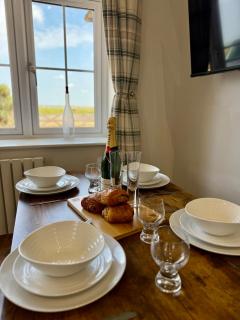 Four Counties Cottage in Collyweston, Perfect for Getaways with Free Parking - Collyweston - 3