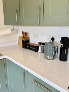Four Counties Cottage in Collyweston, Perfect for Getaways with Free Parking - Collyweston - 2