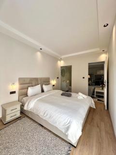 Villa 3 Charme avec Vue sur Mer, Jacuzzi Privé, Face au Carrousel Mall Rabat - 2