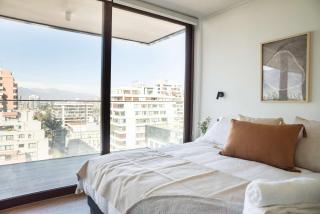 Chic 2BR Haven in the Heart of Las Condes Oasis - Santiago - 9
