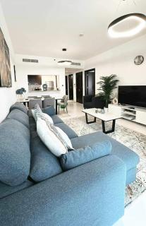 C Infinity Holiday Homes in Dubai Marina - 2