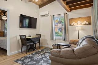 Accessible 1BR Cottage with Firepit Near Trails - 9