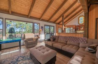 The Abba's Nest with Hot Tub BBQ and Large Backyard! - Big Bear Lake - 9
