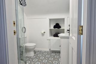 2 Bed cottage-Sleeps 4-Private Garden-Parking - Omagh - 9