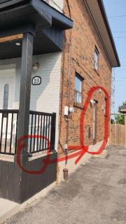 Private 1-Bedroom Basement Apt, 10 Min to Airport ,Big Windows, Separate Entrance - Toronto - 3