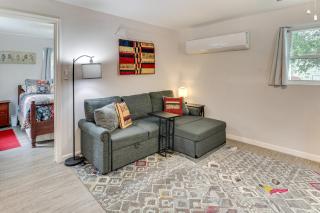 Walk to ENMU Quiet Casita with Pet-Friendly Yard - Portales - 5