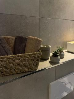 Ferienwohnung Elya, Ihre Auszeit zwischen Therme, Outlet, Natur - 8