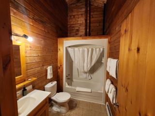 Ingonish Chalets - Ingonish Beach - 7