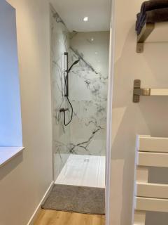 Petite maison au calme proche bourg - Le Pener - 9