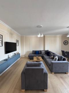 Dennys Apartments near Lion Park - Tirana - 2