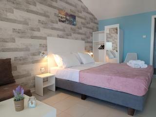 Simada Blue Guesthouse - Golden Sands - 2
