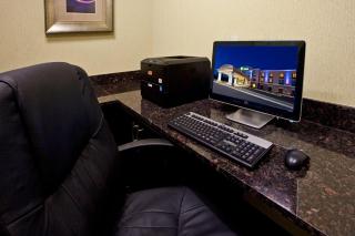 Holiday Inn Express & Suites Perry by IHG - Perry - 3
