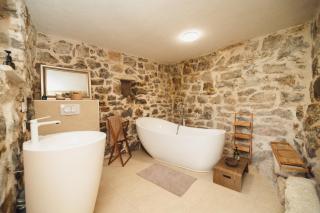 Maison Laurel - Beautiful Stone Estate With Private Pool, Near Split and Omiš - 5