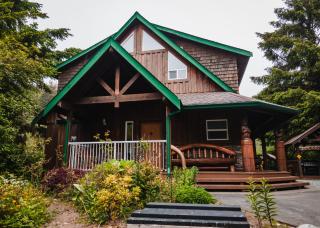 Wild Coast Wilderness Resort - Port Renfrew - 1